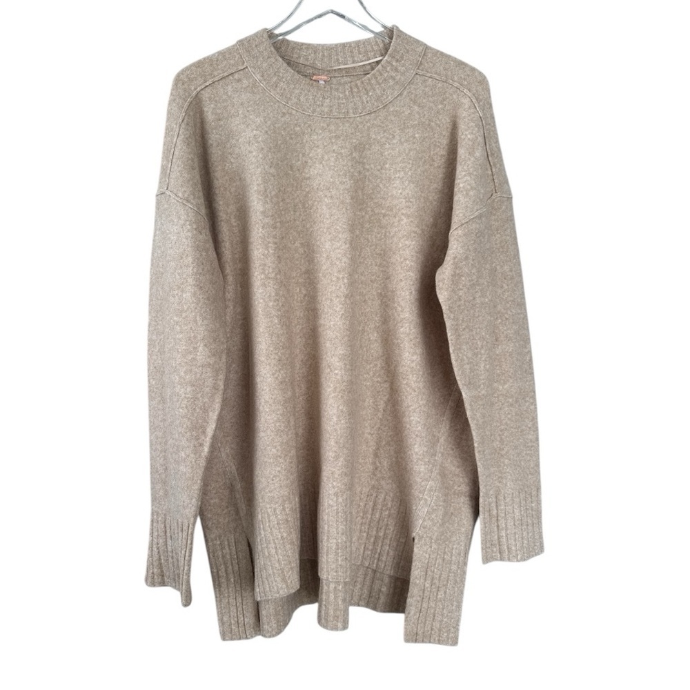 Free People Phoebe Oversized Tan Sweater Size Medium